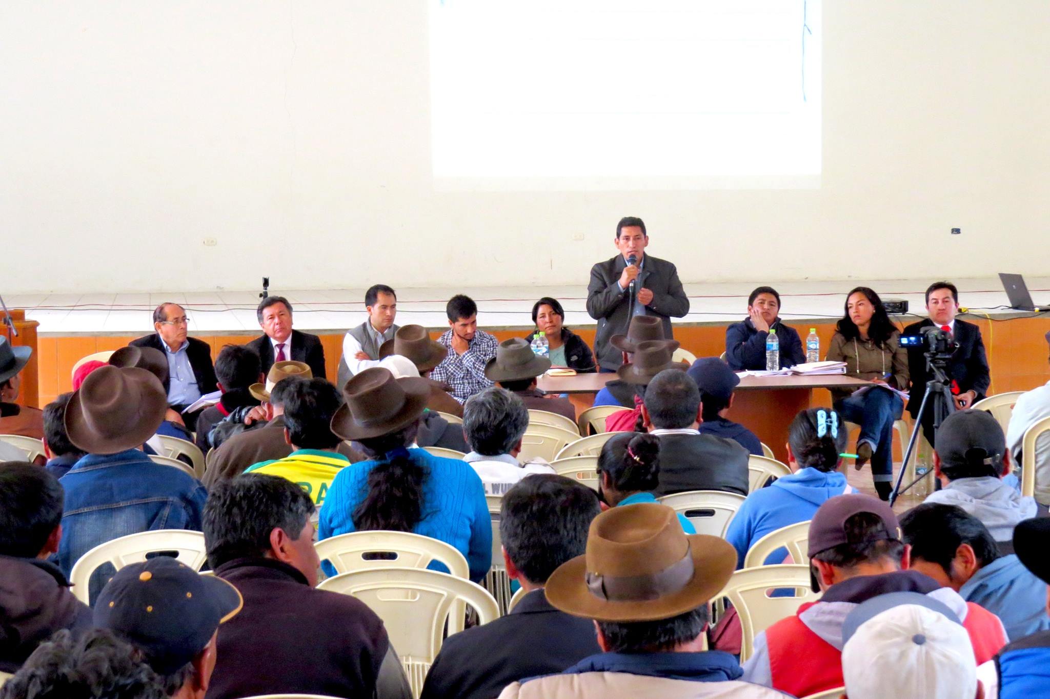ALCALDE DISTRITAL RUBÉN BRIOSO REALIZA REUNIÓN PARA LANZAMIENTO DEL PROGRAMA DE MANTENIMIENTO DE INFRAESTRUCTURA PÚBLICA