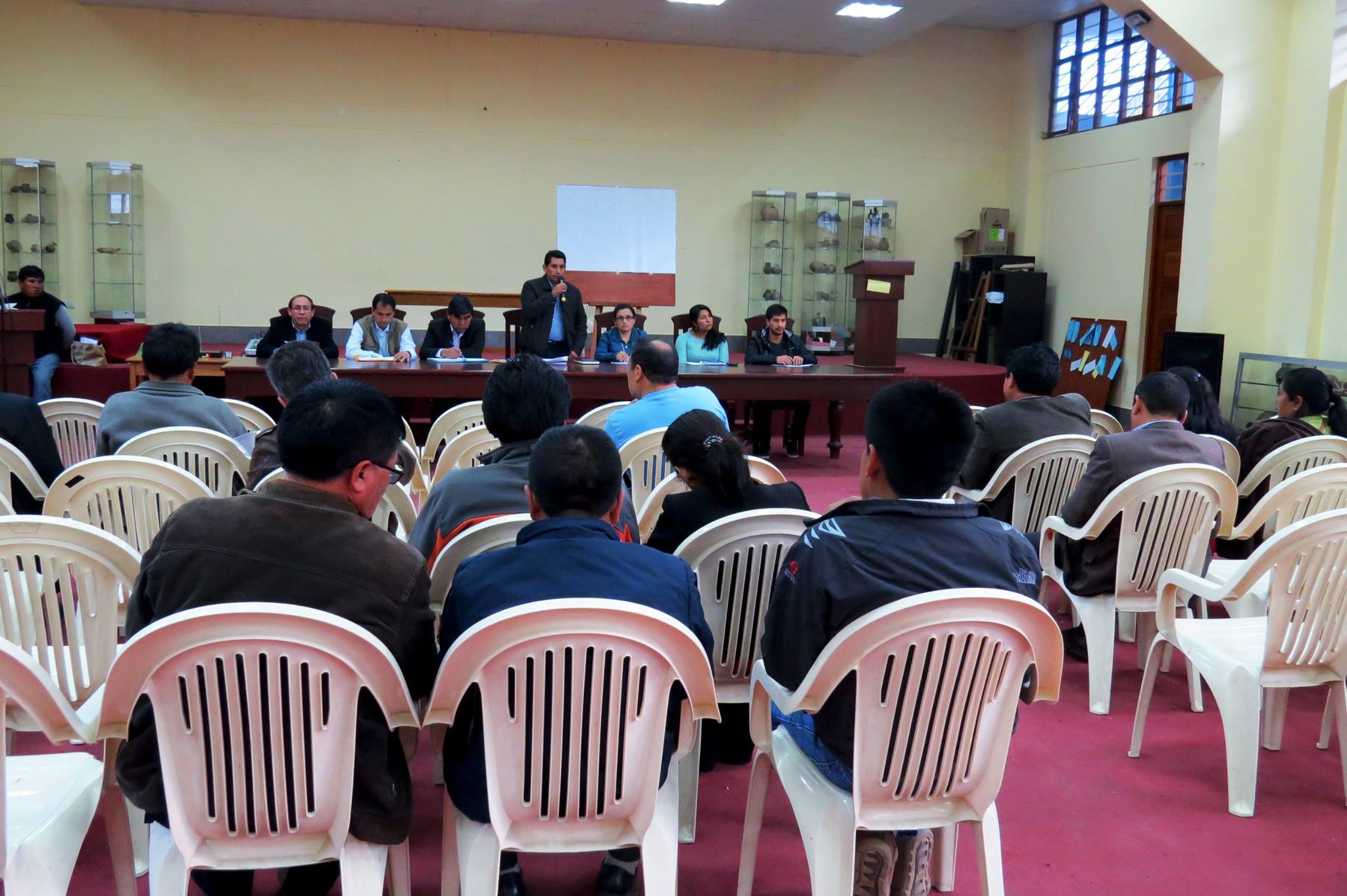 CASA DEL MAESTRO SERÁ UNA REALIDAD GRACIAS A LA VOLUNTAD POLÍTICA DEL LIC. RUBÉN BRIOSO